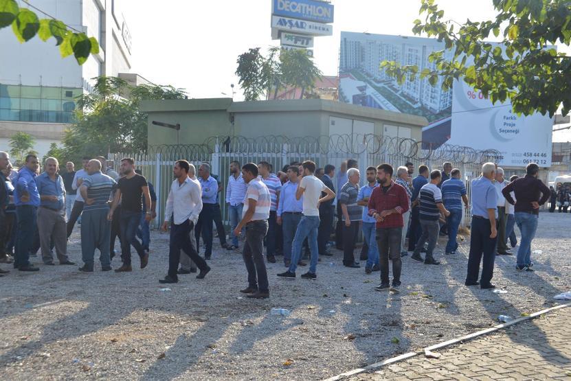 Minibüsçüler birbirine girdi trafik felç oldu