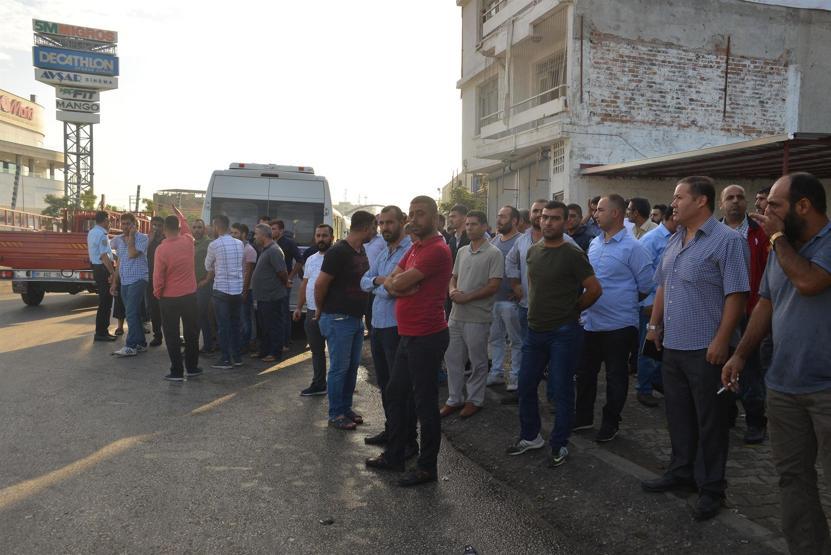Minibüsçüler birbirine girdi trafik felç oldu