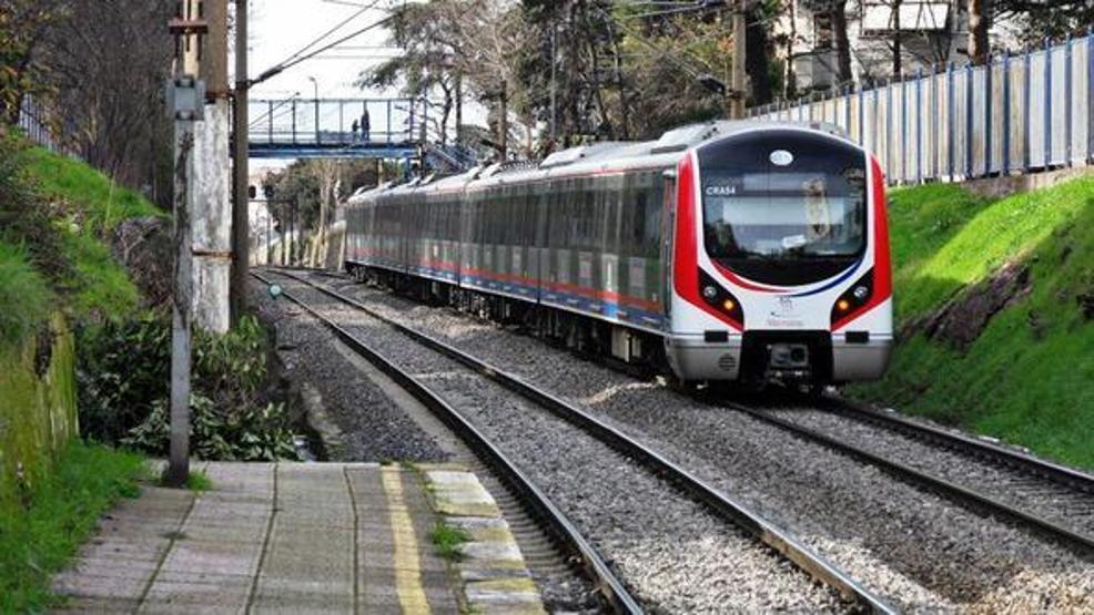 Bakan Arslan, İstanbul ve Ankara banliyö hatları için tarih verdi
