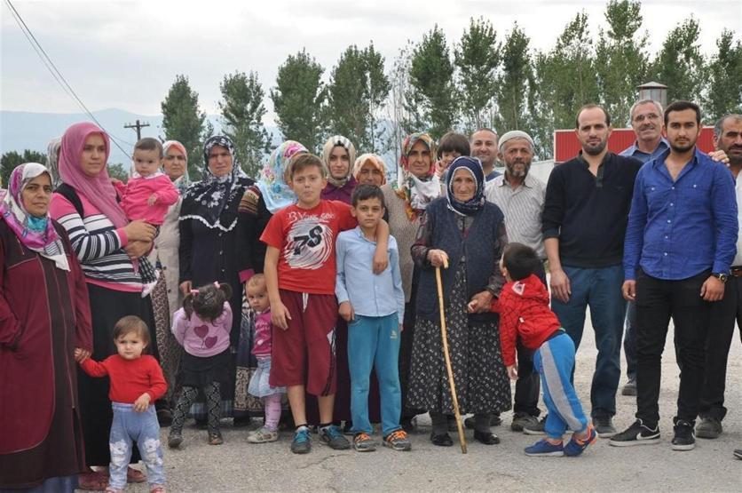 Her gün ölümle burun buruna gelen köylüler ayaklandı