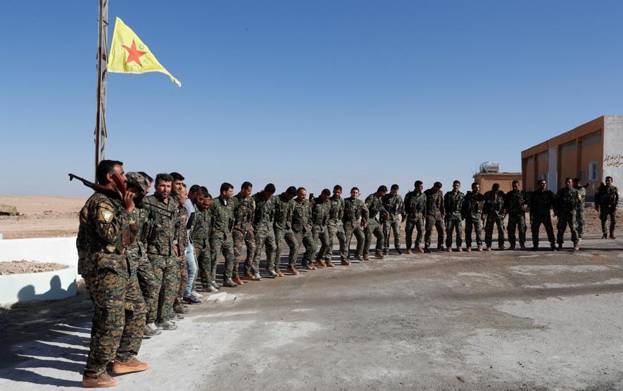 YPG Türkiye sınırında tören yaptı