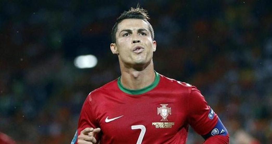 Cristiano Ronaldo olması gerekenden 10 yaş daha genç