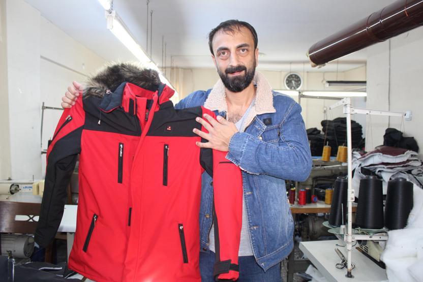 Çok üşüyor diye ısıtmalı mont üretti, 11 ülkeden teklif geldi