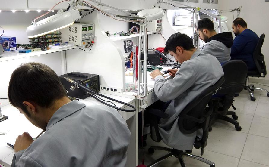 Türkiye’nin ilk insansı robot fabrikası üretimine başladı