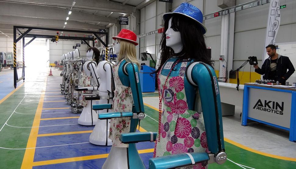 Türkiye’nin ilk insansı robot fabrikası üretimine başladı
