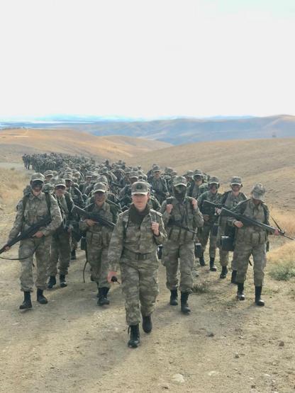 Kadın astsubay adayları eğitimlere başladı