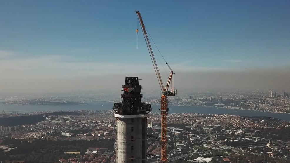 Çamlıcadaki TV-Radyo Kulesinin çelik bölümü yükselmeye başladı