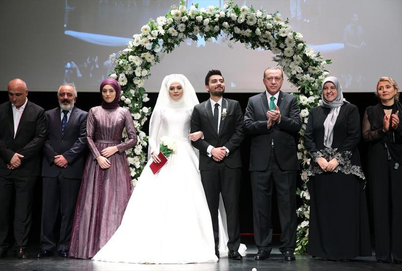 Erdoğan İstanbulda nikah törenine katıldı