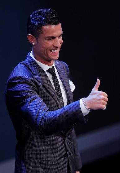 FIFA ödül töreni yapıldı: Yılın en iyisi Cristiano Ronaldo oldu