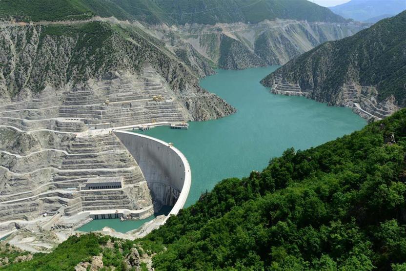 Türkiyenin en yüksek barajı 4 yılda 2.2 milyon kişinin elektriğini karşıladı