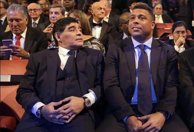 Güzel spiker Maradona ve Ronaldoyu hipnotize etti