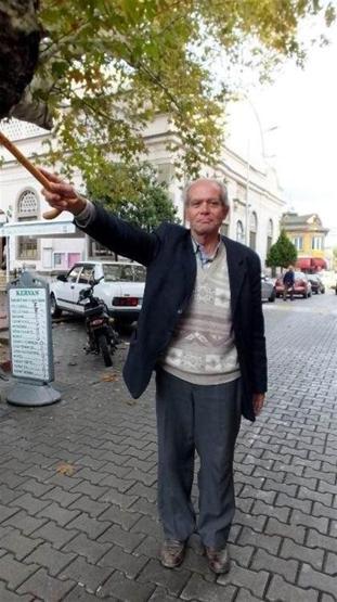 Hem evlenmek hem de milletvekili olmak istiyor