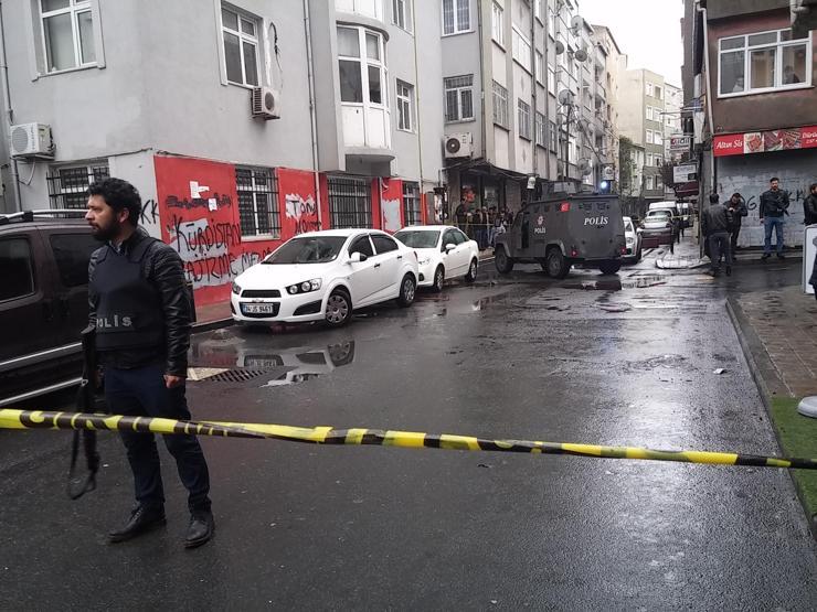 Son dakika... Okmeydanında silahlı saldırı: 1 ölü 5 yaralı