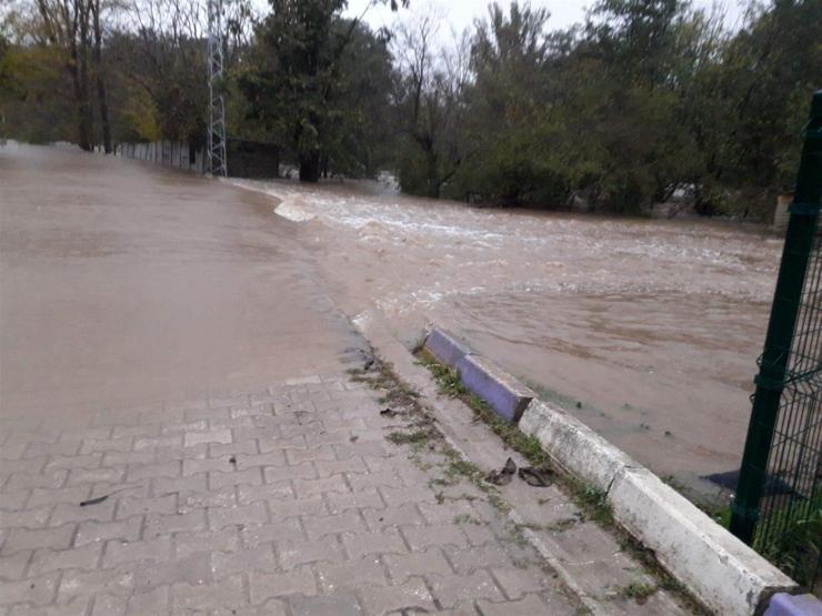 Çatalcayı sel böyle vurdu