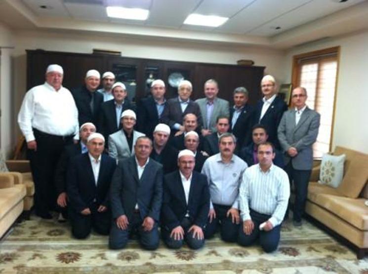 Fetullah Gülenin yeni fotoğrafları sızdırıldı: FETÖ içi savaş sinyali