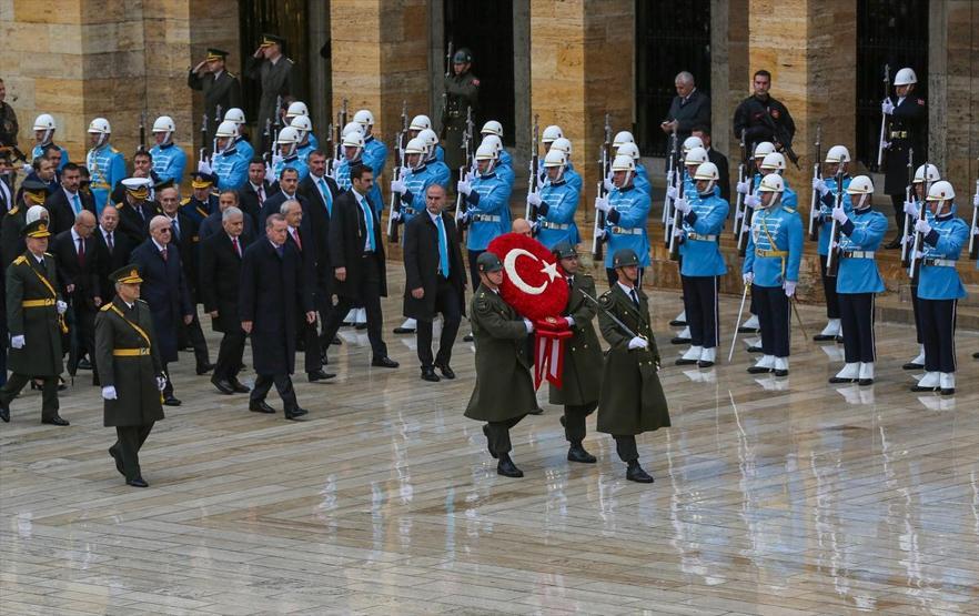 Cumhurbaşkanı Erdoğan, Anıtkabir Özel Defterini imzaladı