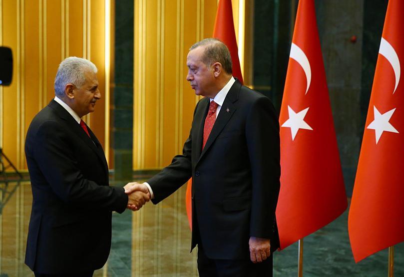 Cumhurbaşkanı Erdoğan, Anıtkabir Özel Defterini imzaladı