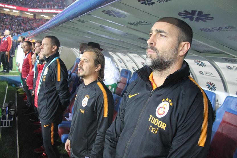 Burak Yılmazdan Olcay Şahan paylaşımı
