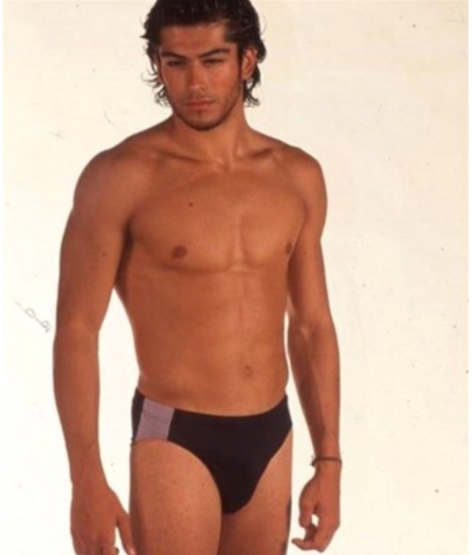 Burak Özçivitin eski fotoğrafı olay oldu
