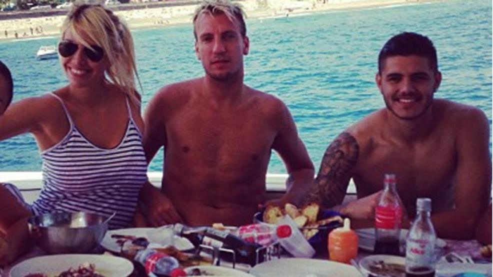 Wanda Nara eski kocasından intikam almakla suçlanıyor