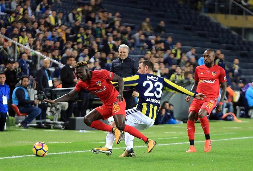 Rıdvan Dilmenden Aykut Kocamana: Galatasaray seni ilgilendirmiyor, sen kendi maçına bakacaksın