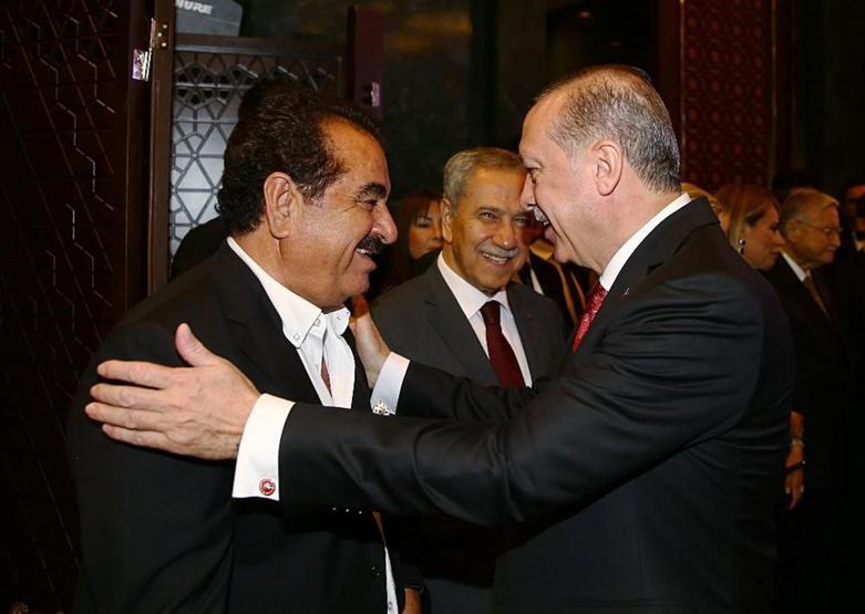 Beştepedeki Cumhuriyet resepsiyonuna Davutoğlu katılmadı