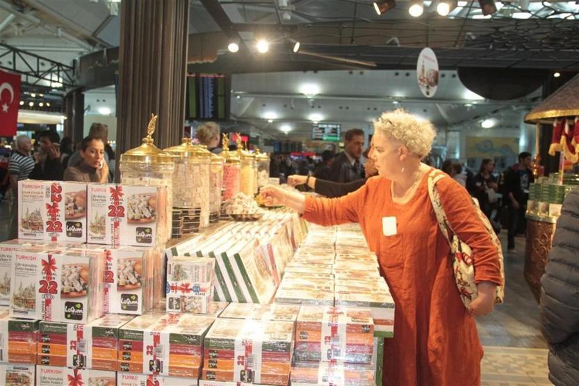 Atatürk Havalimanı’nda 10 ayda 510 tonluk lokum satıldı