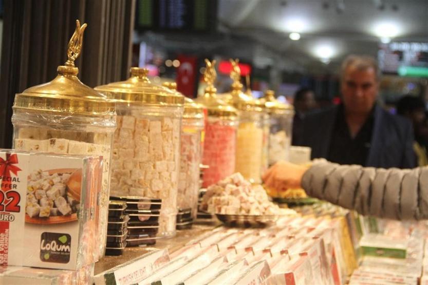 Atatürk Havalimanı’nda 10 ayda 510 tonluk lokum satıldı