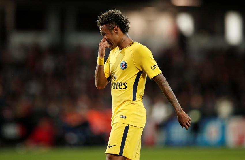 Real Madrid, Ronaldonun yerine Neymarı istiyor
