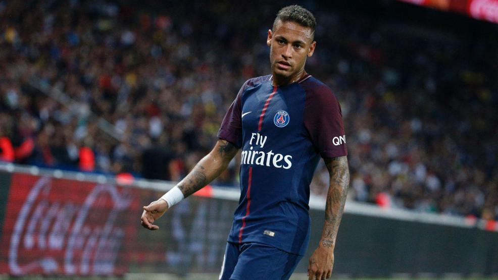 Real Madrid, Ronaldonun yerine Neymarı istiyor