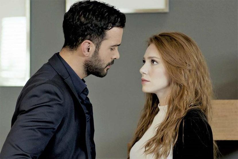 Barış Arduç ve Elçin Sangunun Mutluluk düeti