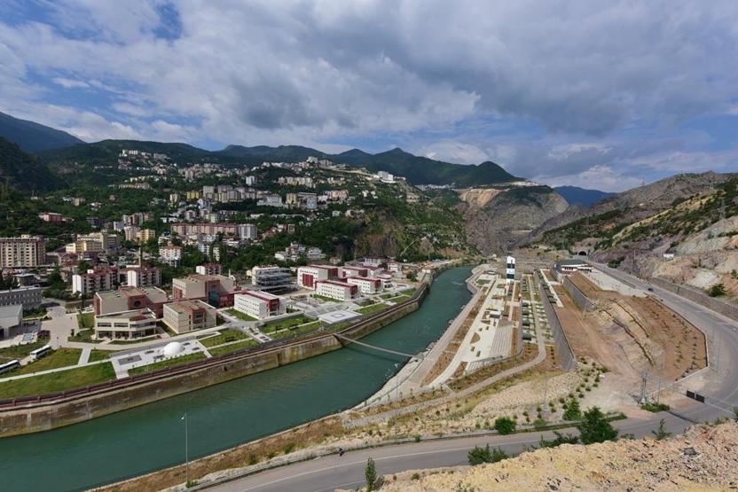 Tarihte bir ilk: İstanbulu 71 bin 300 kişi terk etti