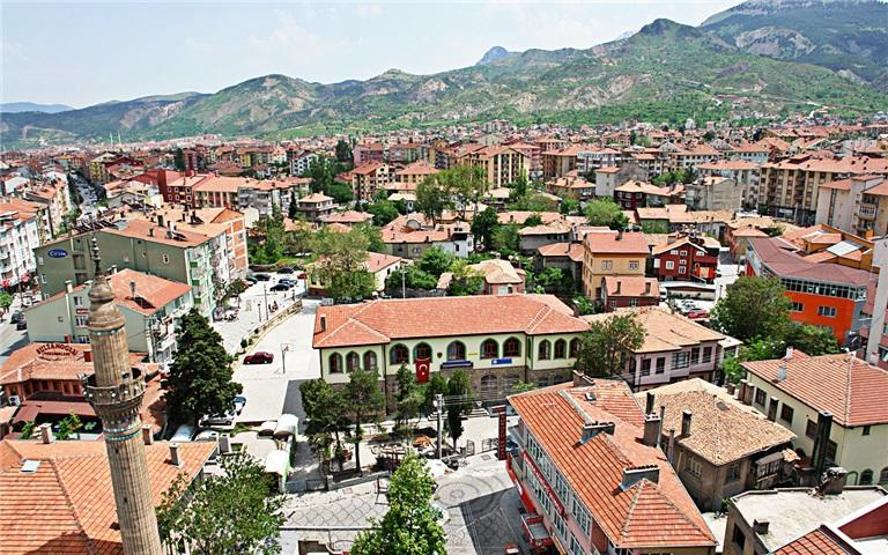 Tarihte bir ilk: İstanbulu 71 bin 300 kişi terk etti