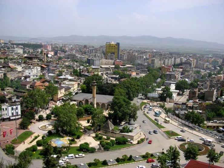 Tarihte bir ilk: İstanbulu 71 bin 300 kişi terk etti