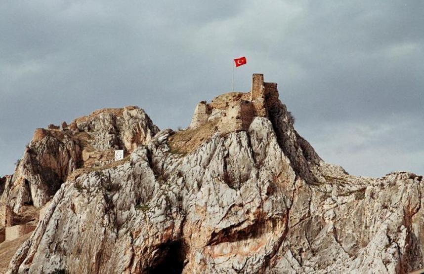 Tarihte bir ilk: İstanbulu 71 bin 300 kişi terk etti