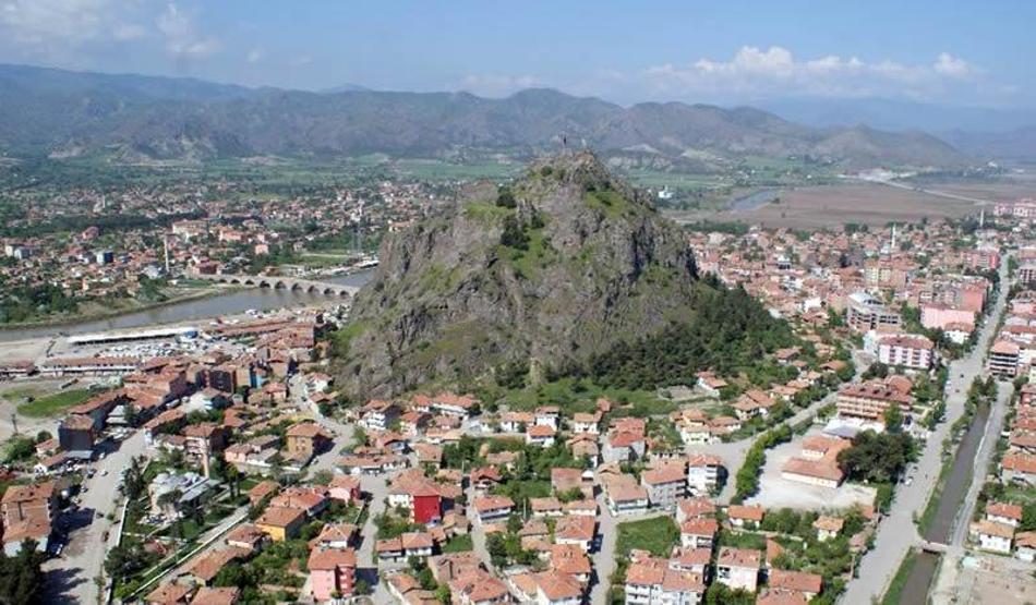 Tarihte bir ilk: İstanbulu 71 bin 300 kişi terk etti