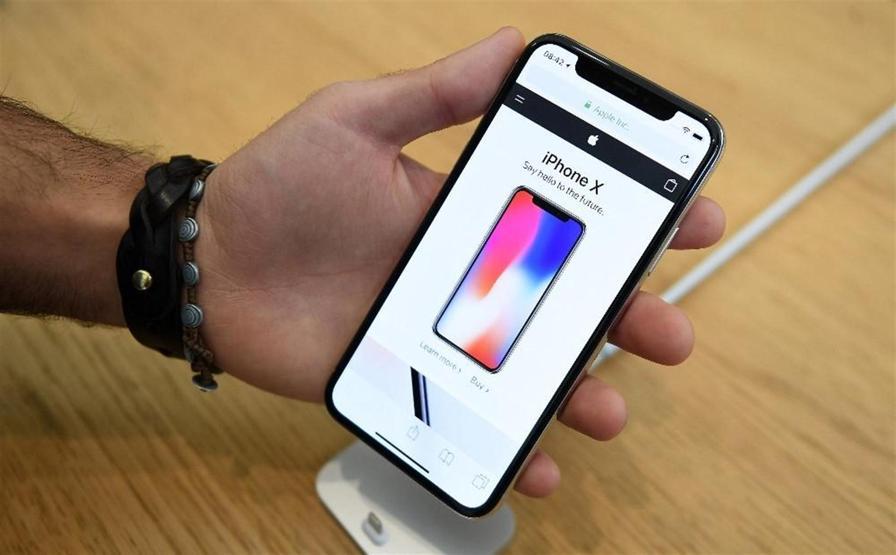 Fırsatçılar kolları sıvadı Türkiyede iPhone Xin satışı başladı