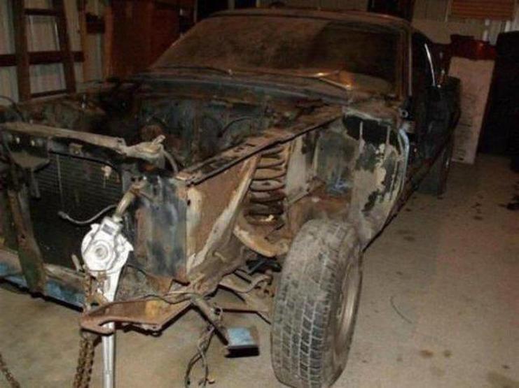 Hurda otomobilleri bir de restorasyon sonrası görün