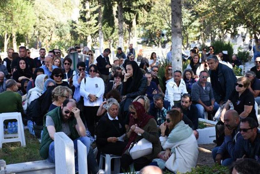 DJ Hasan Köseoğlu son yolculuğuna uğurlandı