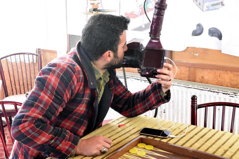 Eşi sigarayı bırakamayınca bu cihazı yaptı