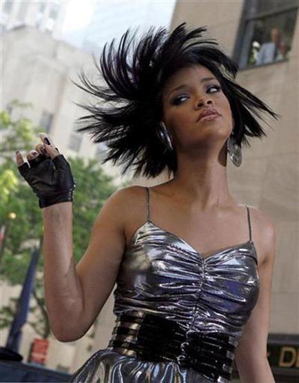 Rihannanın olay yaratan stili