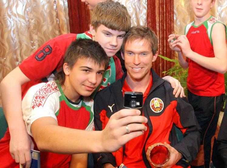 Acıların futbolcusu Alexander Hleb futbolu bıraktı