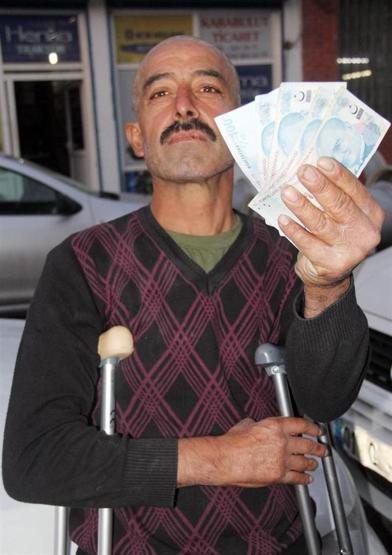 Protez bacağı çalınan engelliye emeklilik sürprizi