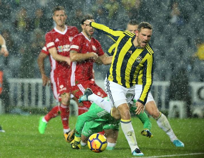 Mehmet Demirkol: Valbuena bu takımda oynayabilir mi