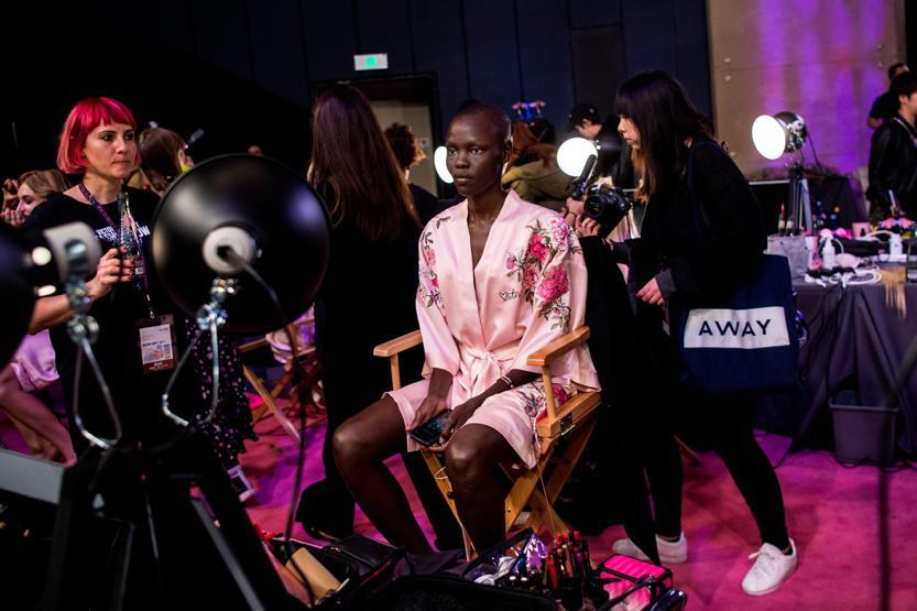 Victoria’s Secret Fashion Show defilesinde son hazırlıklar
