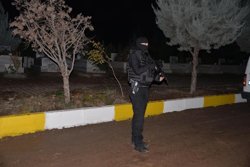 Emniyet uyardı, PKKlıların mezar taşları değiştirildi
