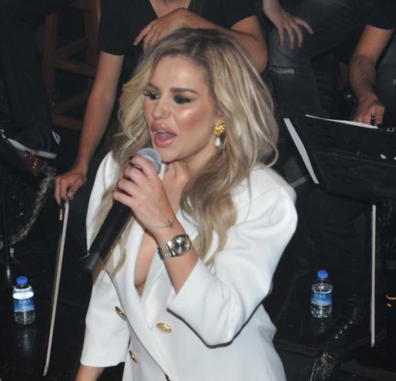 Merve Özbeyden ayrılık yorumu