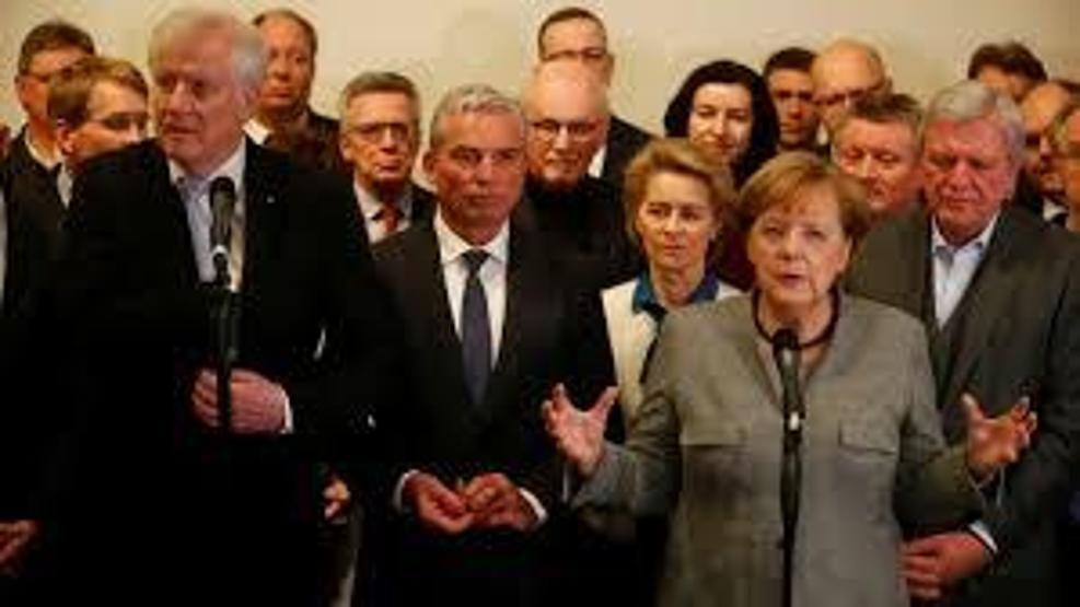 Merkel istifa mı ediyor