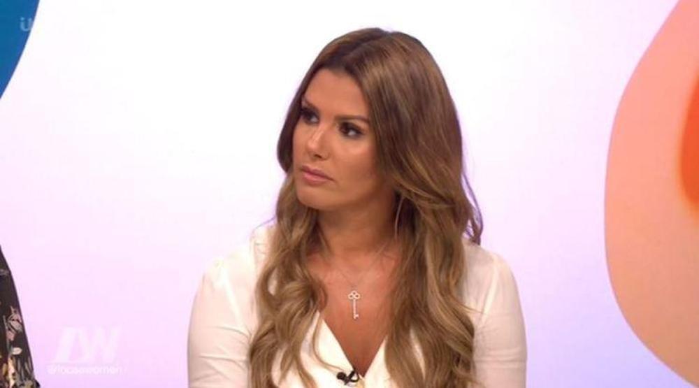 Ünlü oyuncu eşine boğa penisi yedirtti