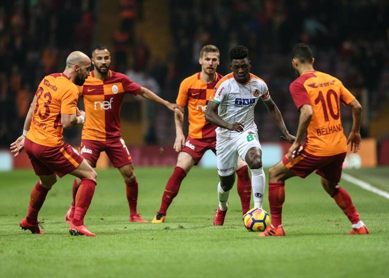 Hıncal Uluçtan Belhanda için şok yorum: Galatasaraydan derhal kovun